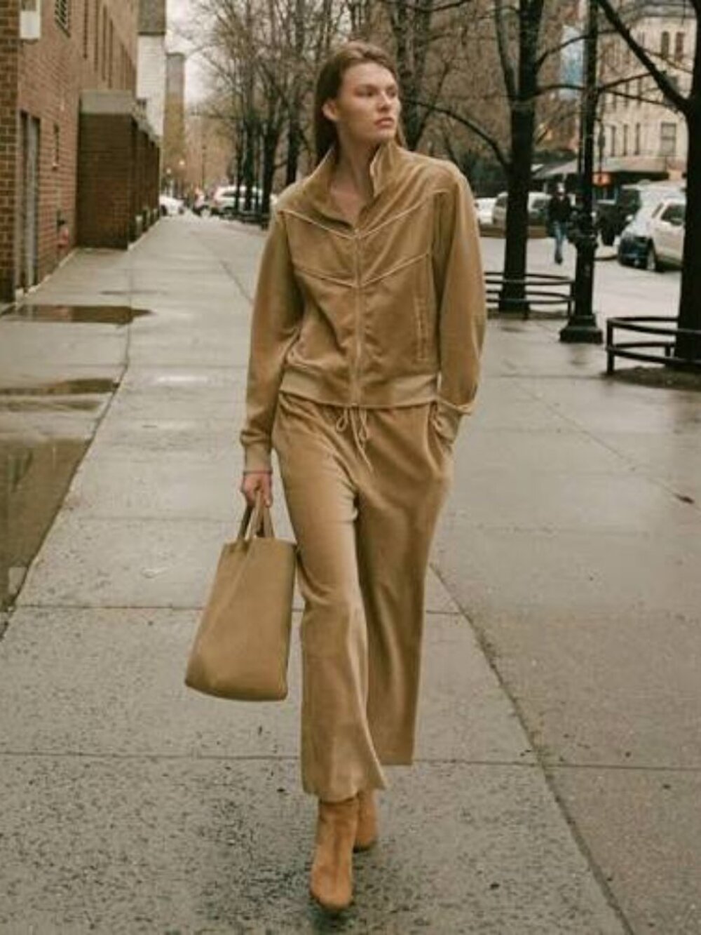 Nili Lotan, Daphne velour track suit